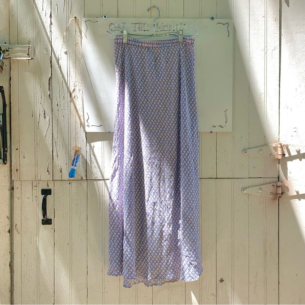 Vintage 90s Light Blue, White, & Brown Geo Print Maxi Skirt size M/L